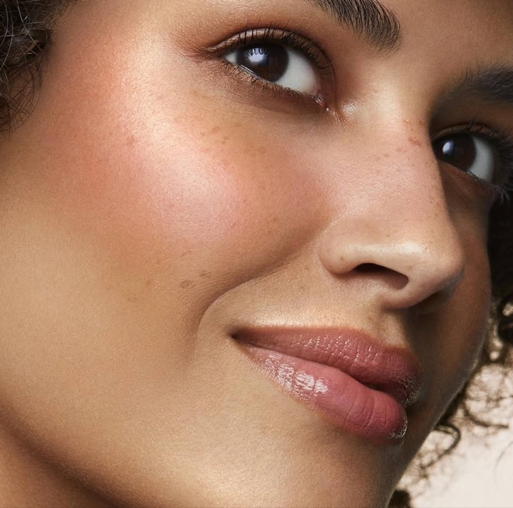 bareMinerals Complexion Rescue All-Over Luminizer - Rose Gold - Picture 9 of 14